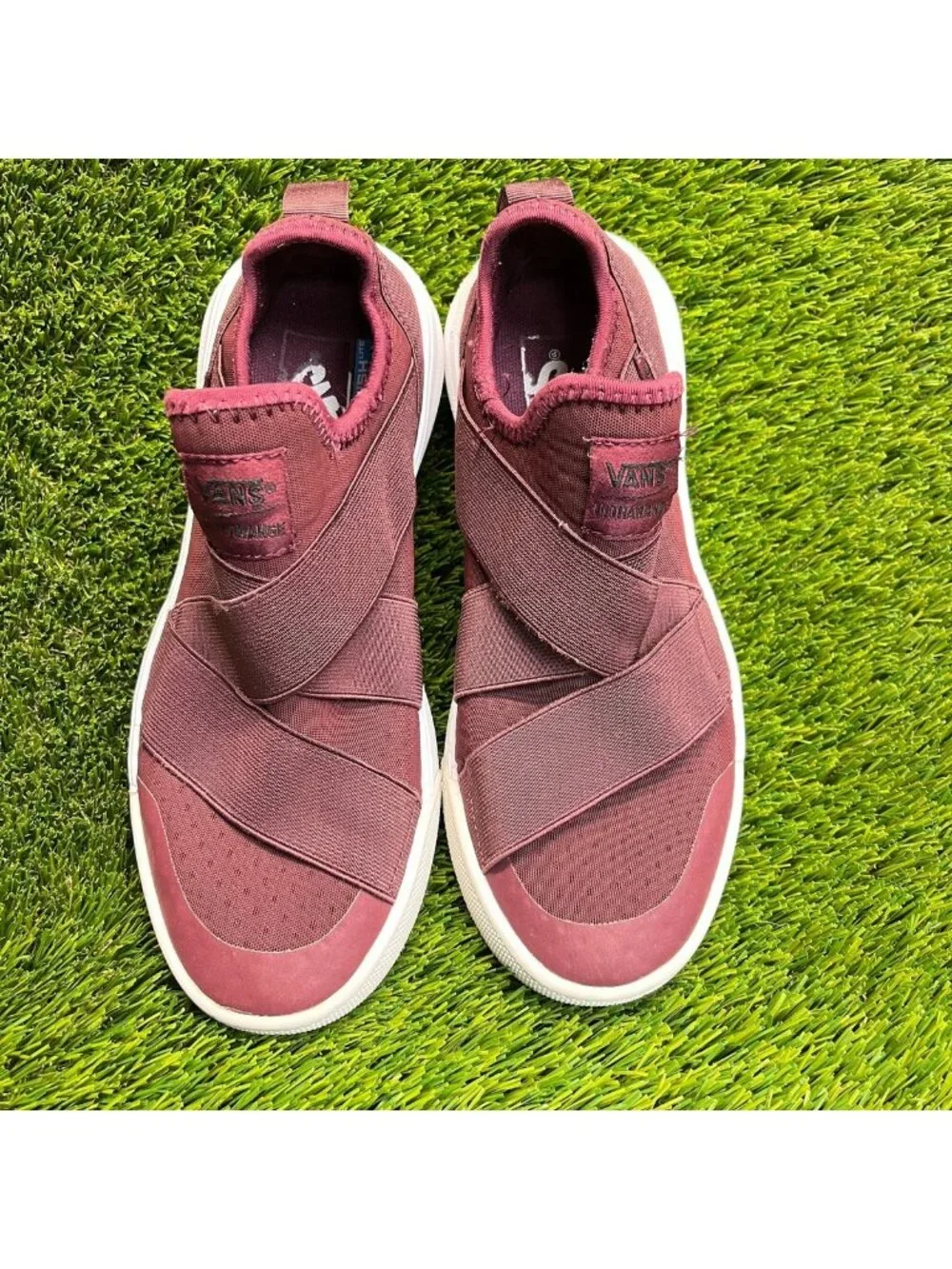 Vans UltraRange Gore Womens Size 9 Burgundy White Athletic Skate Shoes Sneakers